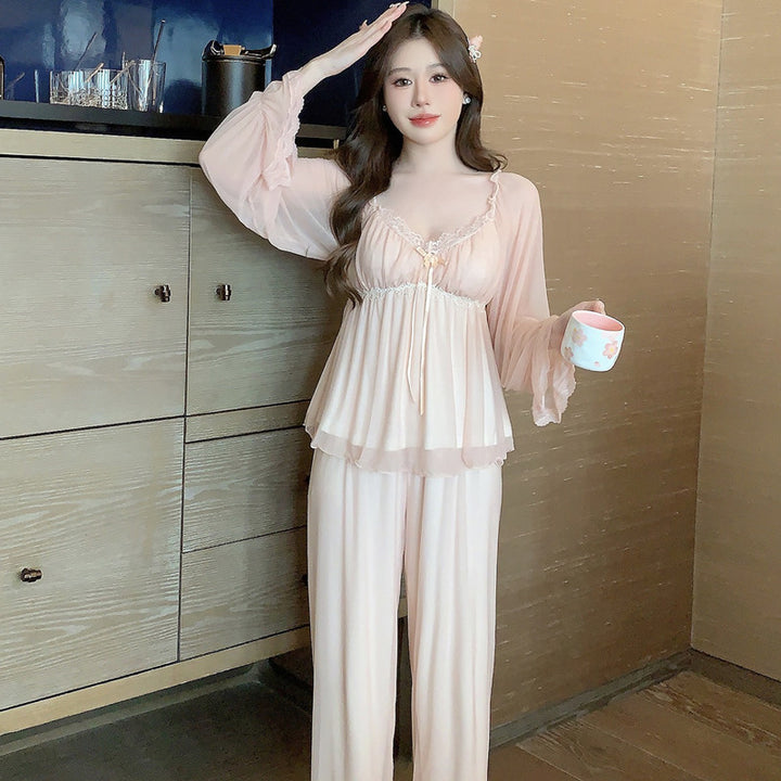 طقم بيجامات Pure Desire Homewear من الدانتيل والمودال يمكن ارتداؤه في الخارج