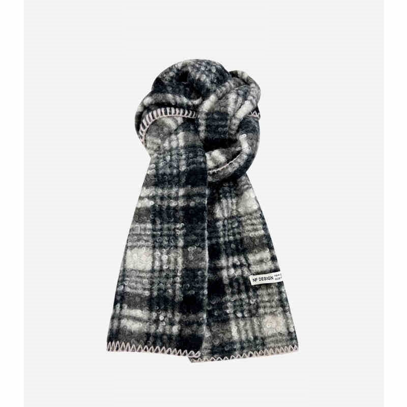 Geometric Wool Scarf – Warm & Stylish for Winter, Spring, and Autumn
