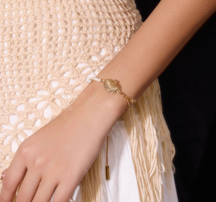Golden Shell Pearl Bracelet – Ocean-Inspired Vacation Jewelry-SH-FJ-22