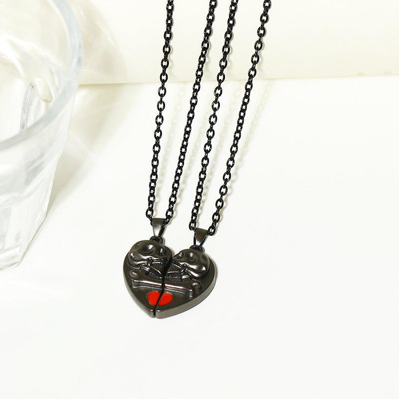 Punk Retro Skull Pendant Halloween Necklace Heart-shaped Magnetic Stitching Love Skull Couple Necklace - JOcaste