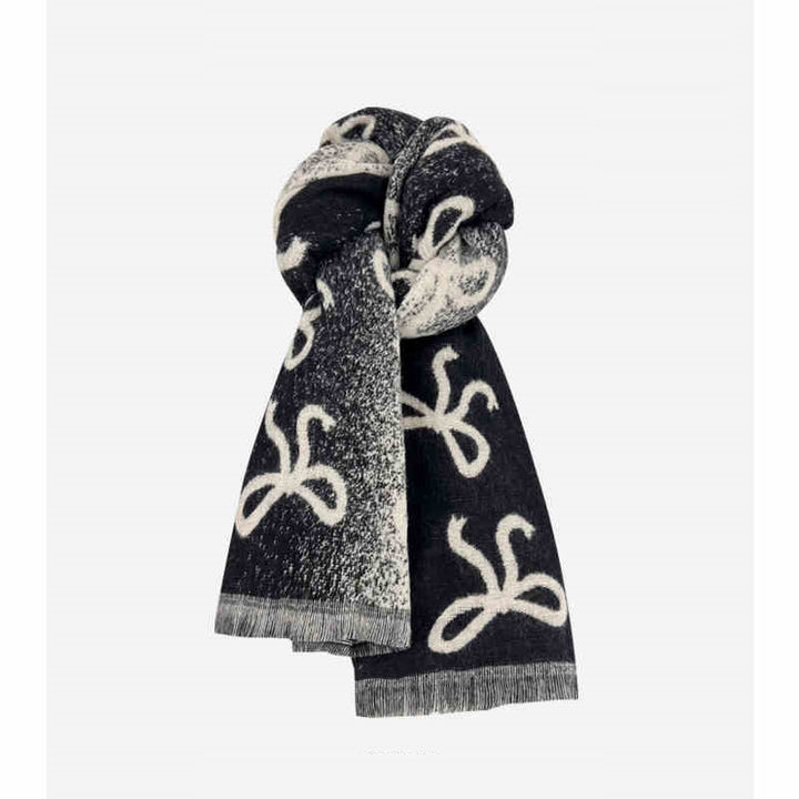 Geometric Wool Scarf – Warm & Stylish for Winter, Spring, and Autumn
