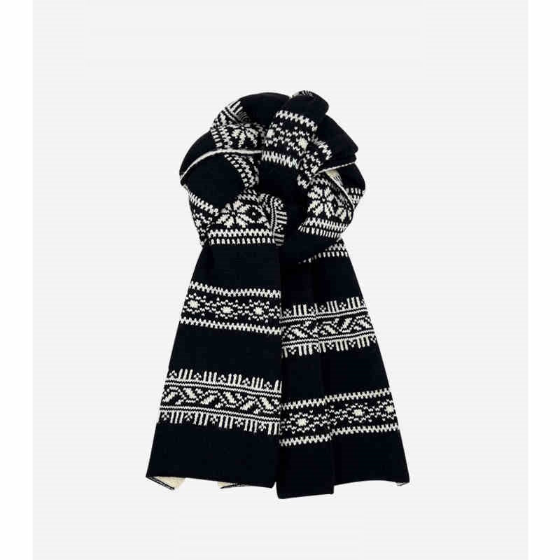 Geometric Wool Scarf – Warm & Stylish for Winter, Spring, and Autumn